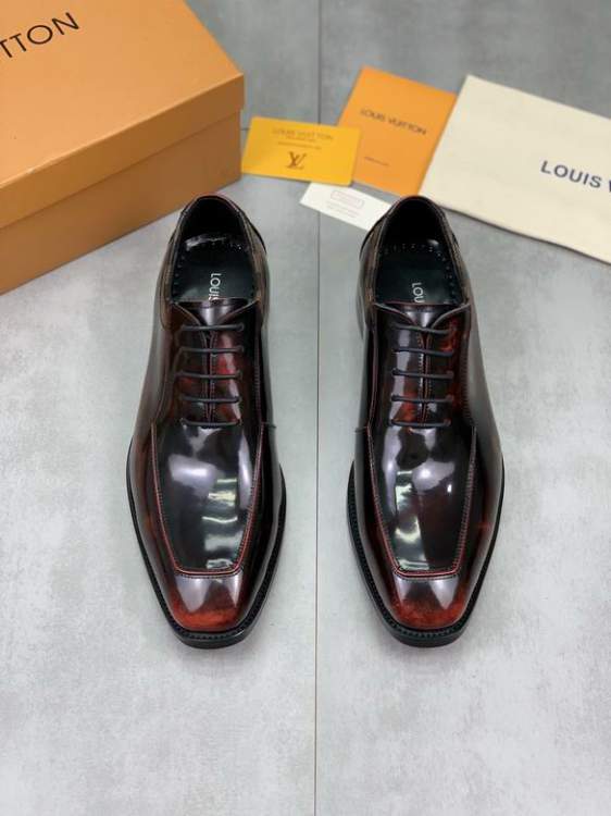 Picture of Louis Vuitton Shoes _SKULVsz38-44064913818